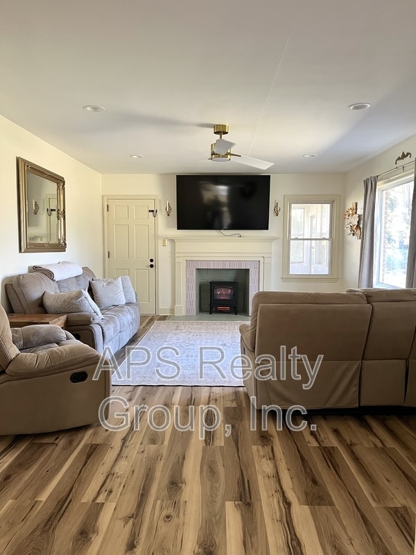 Building Photo - 5144 Sunrise Terrace