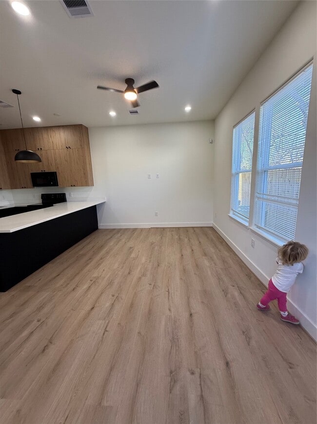 Building Photo - 1815 McKee St