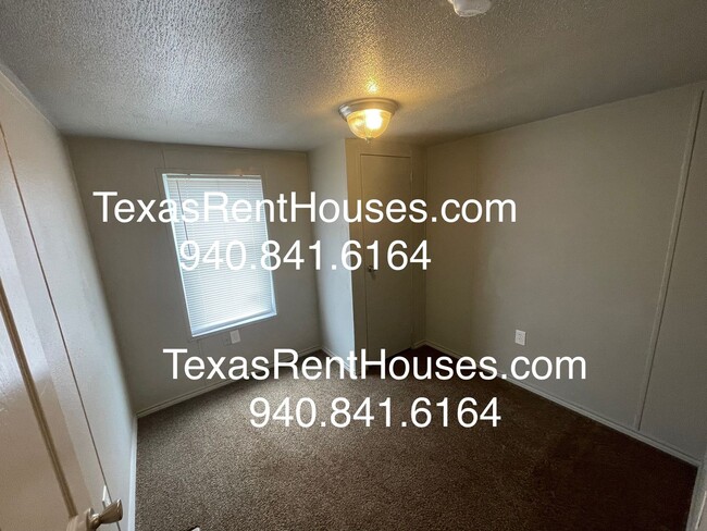 Building Photo - Beautifully Remodeled 3 Bed, 1 Bath Manufactured Home for Rent – Wichita Falls, TX