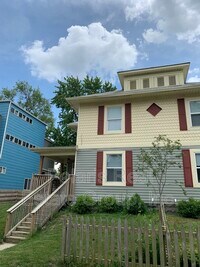 Building Photo - 1403 Spann Ave