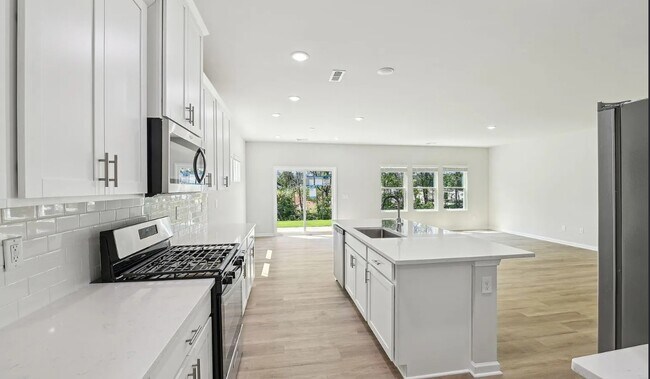 Building Photo - 1208 Whitespire Wy