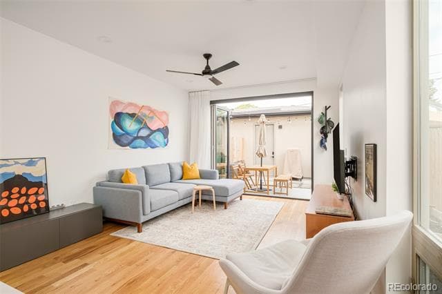 Building Photo - 1569 Utica St