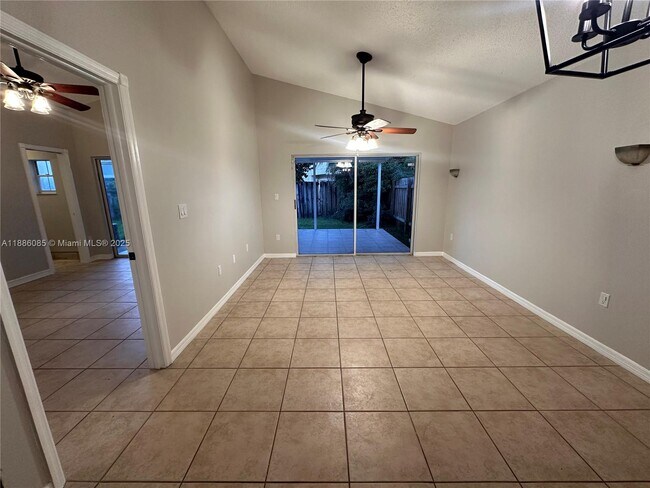 Building Photo - 12781 SW 146th Ln