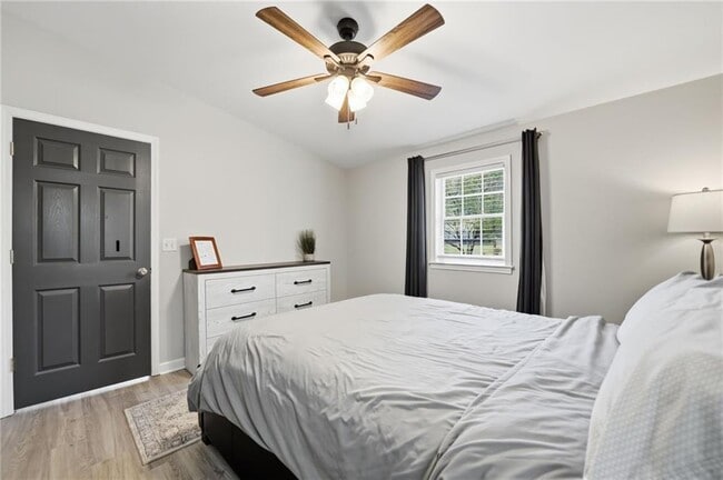 Building Photo - 1817 Hardman Ln