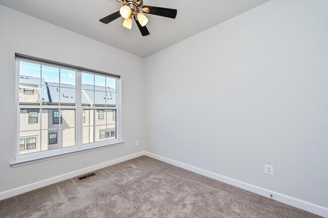 Building Photo - 4388 Fair Lakes Ct