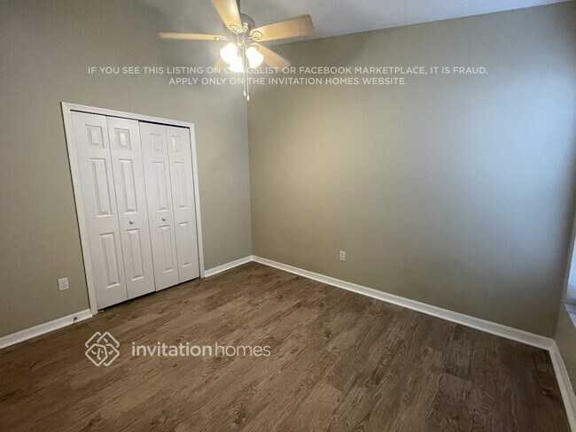 Building Photo - 6908 Jamestown Manor Dr