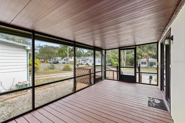 Building Photo - 831 Wolf Trail