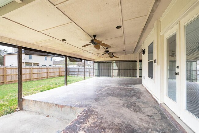 Building Photo - 105 Almquist St