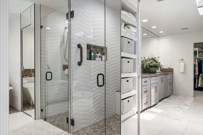 Building Photo - 76 Princeton Dr