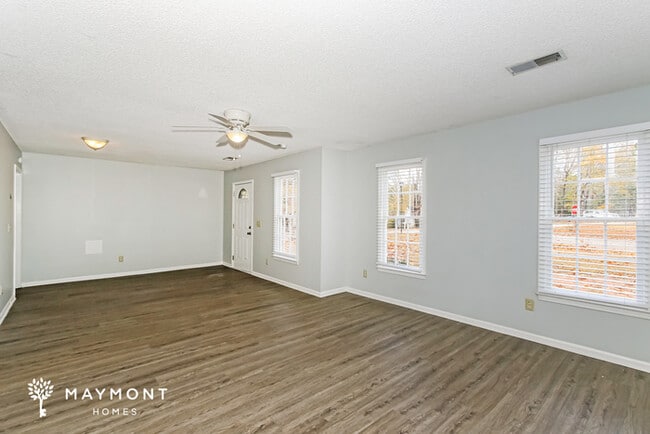 Building Photo - Classic 3-bedroom Home in Irmo, SC