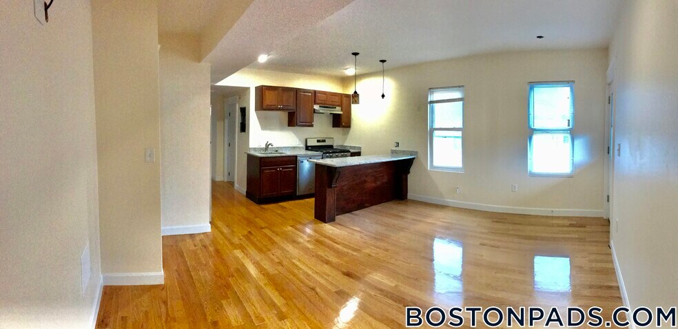 Building Photo - 21-23 Weitz St.