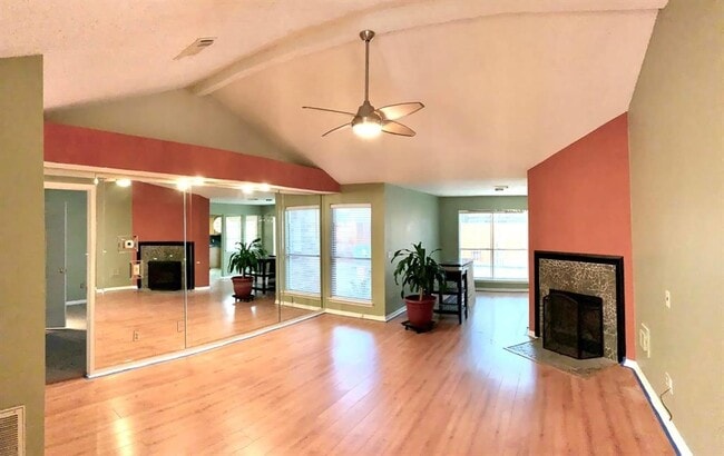 Building Photo - 13831 Sandover Dr