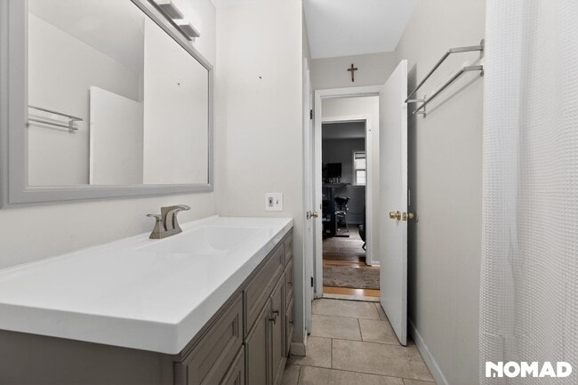 Building Photo - Charming 2BR Apartment in Metuchen