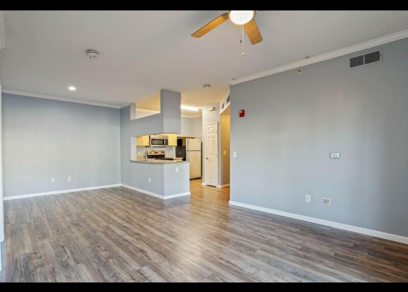 Building Photo - 701 Gibson Dr