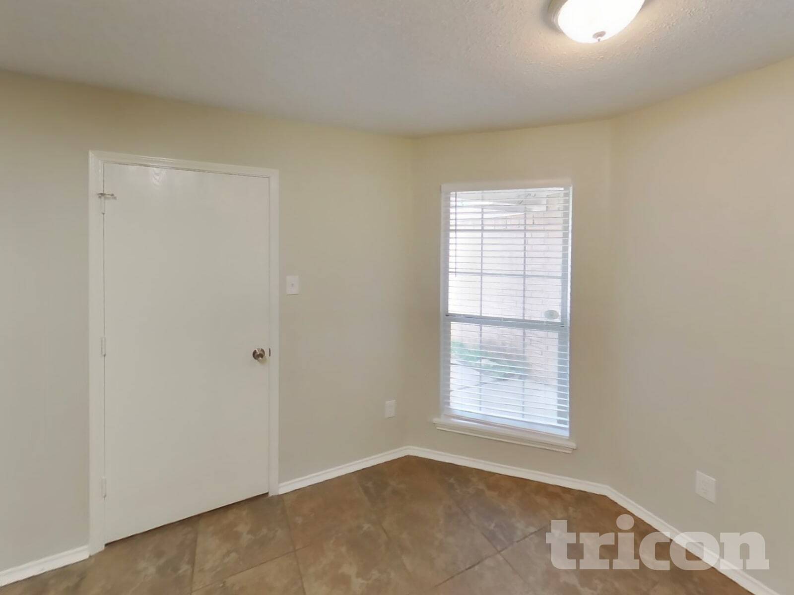 Building Photo - 12212 Rolling Ridge Dr