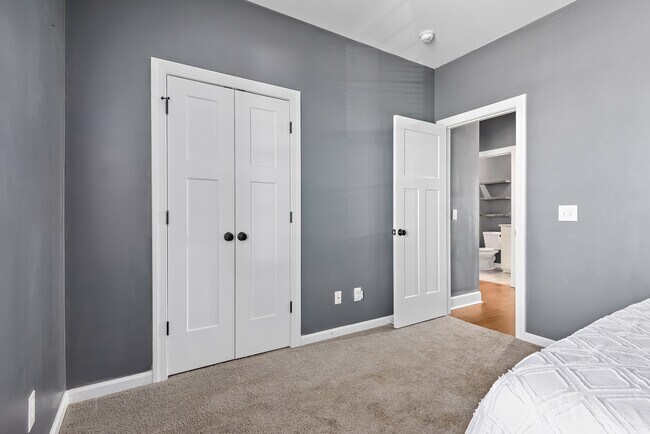 Building Photo - 103 Allisha Ct