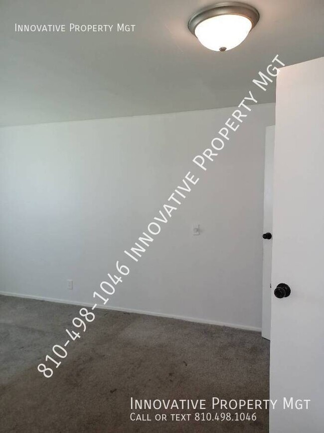 Building Photo - 1150 Peachtree Dr