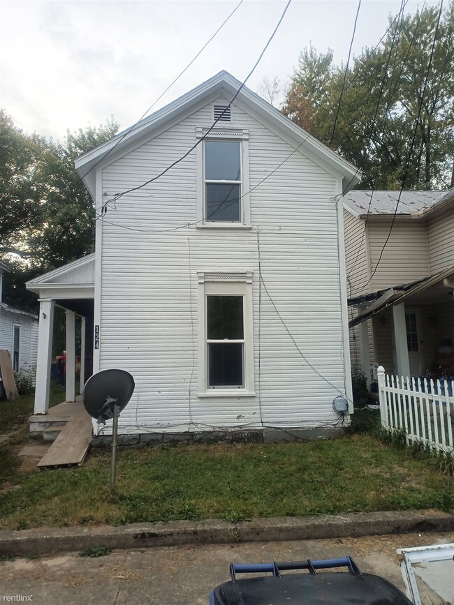 Building Photo - 3 br, 1 bath House - 124 Gordon Street