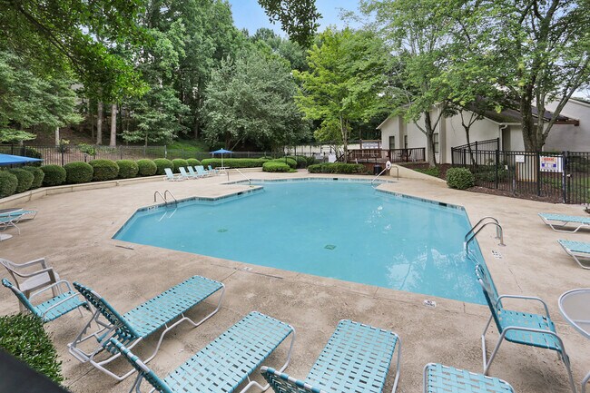 Pool - 1813 Huntingdon Chase