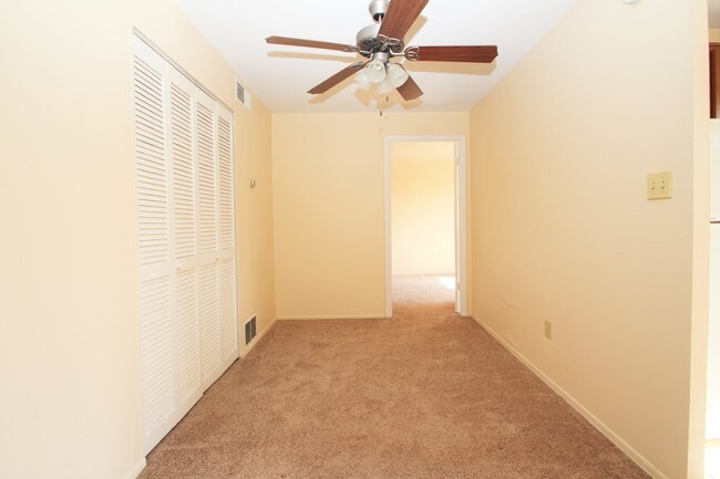 Brittany Hallway - Brittany Apartments