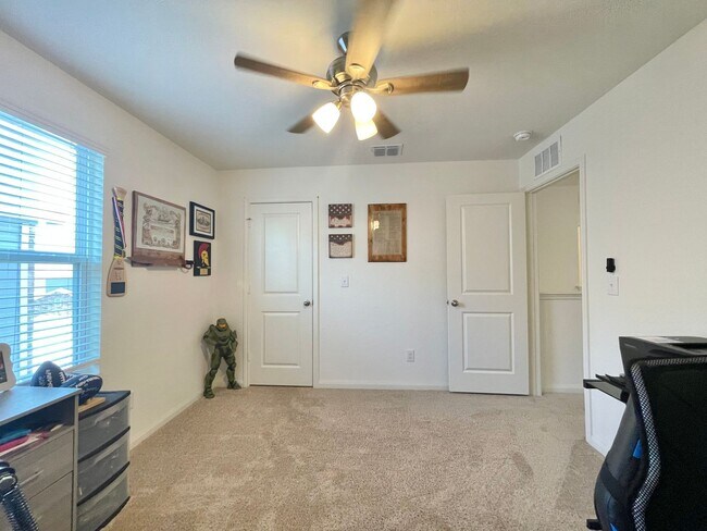 Building Photo - 12731 Cygnus-