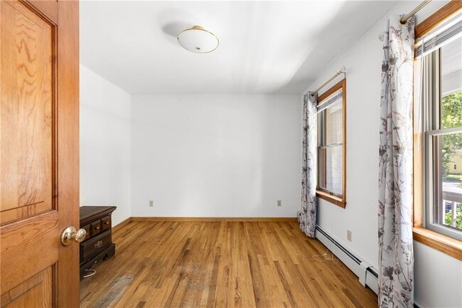 Building Photo - 80 Elderberry Ln