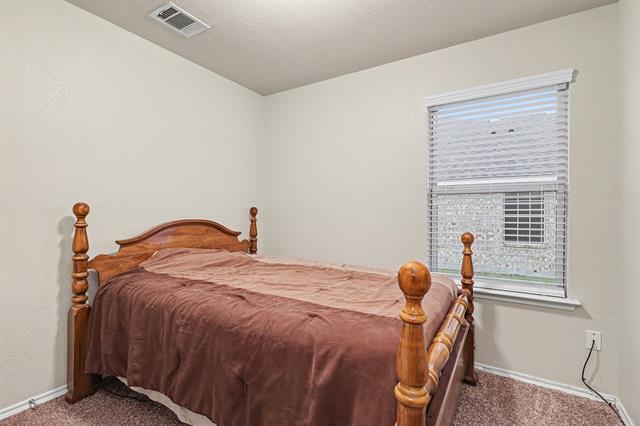 Building Photo - 101 Pony Ct