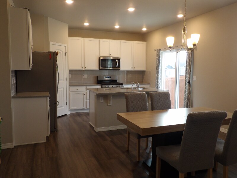 Building Photo - 10722 Rolling Mesa Dr