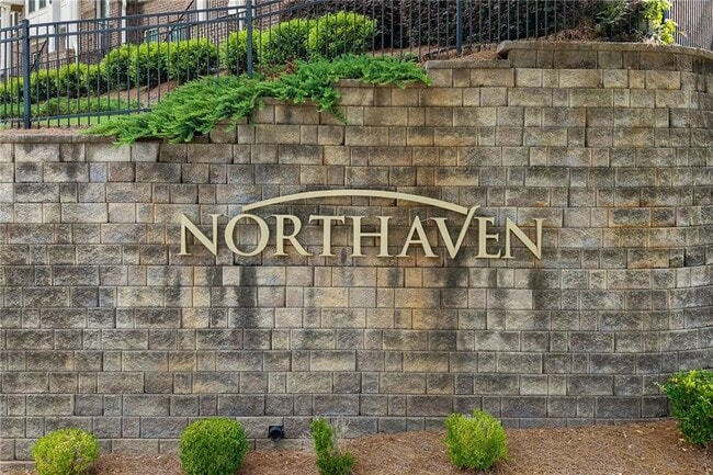 Building Photo - 331 Northaven Ave