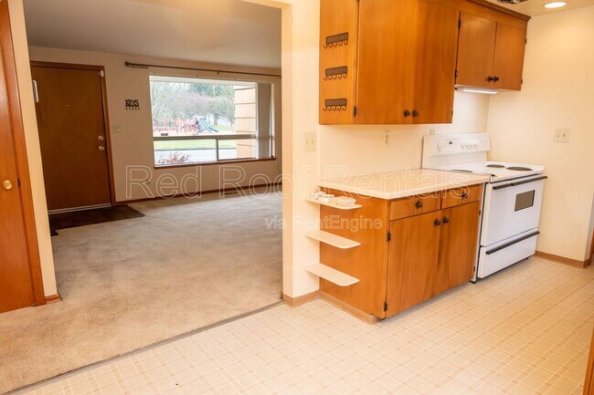 Building Photo - 6232 S Wapato St