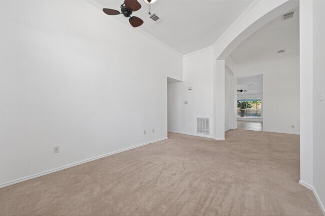 Building Photo - 15619 Winding Valley Dr