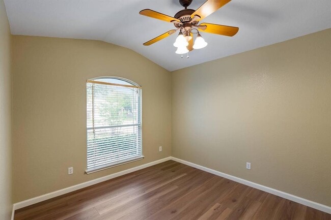 Building Photo - 14609 Ballycastle Trail