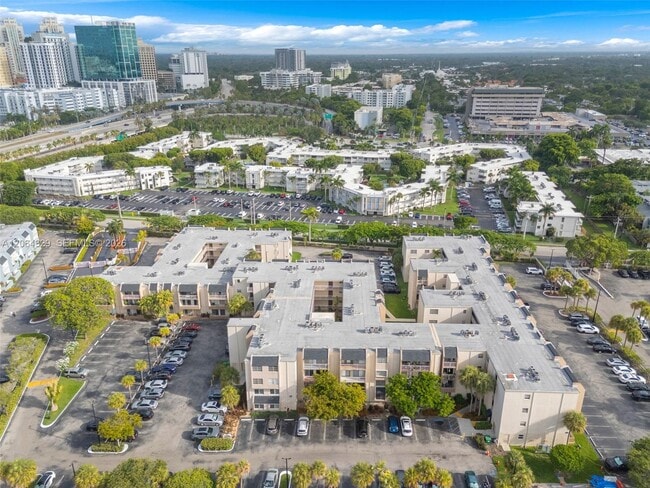 Building Photo - 7745 SW 86th St