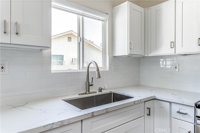 Building Photo - 11514 Glen Cove Dr