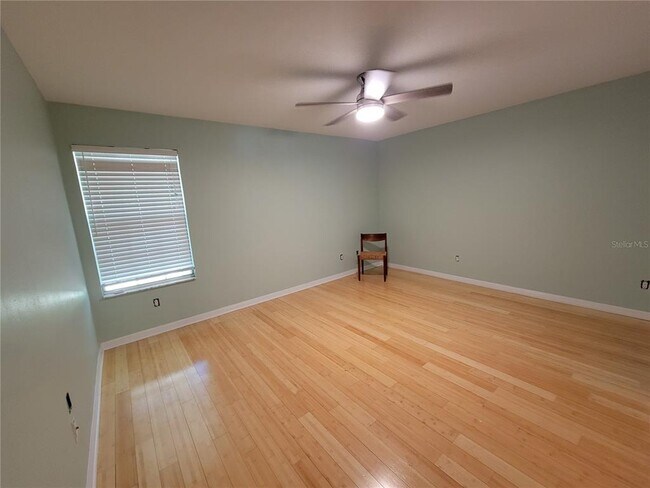 Building Photo - 2070 SW 42nd Ln