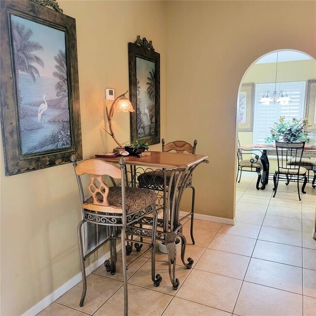 Building Photo - 319 Grand Royal Cir