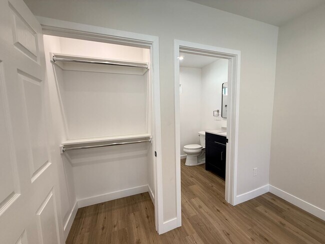 Building Photo - Brand new home 3/2 in prime Sylmar area