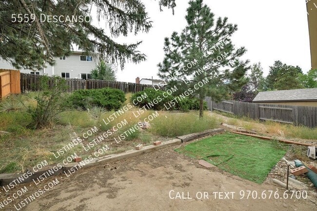 Building Photo - 5559 Descanso Cir E