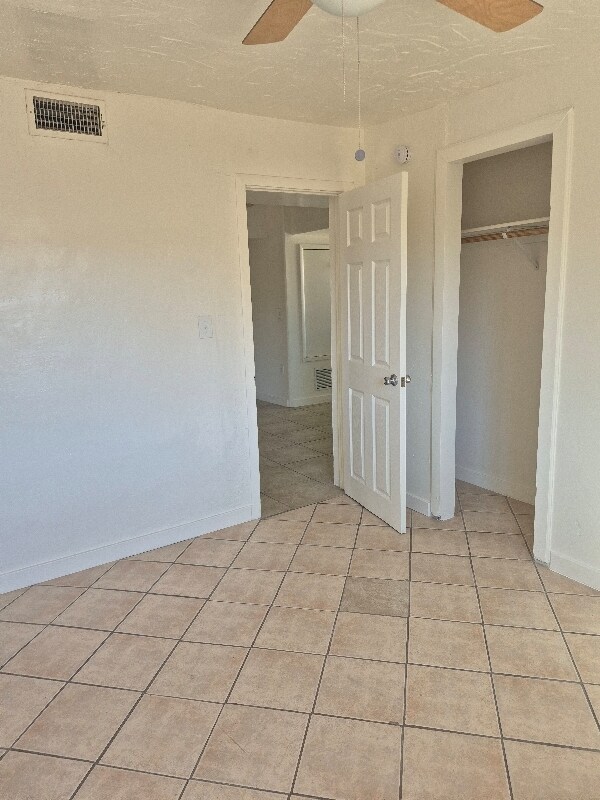 Building Photo - 613 W 41st St