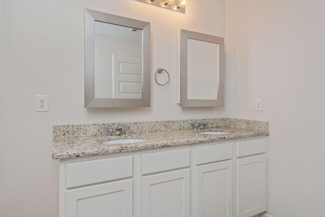 Building Photo - 2837 Patriot Ridge Dr