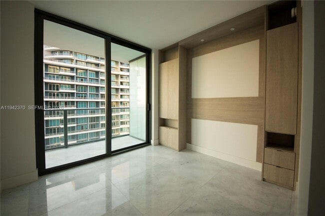 Building Photo - 1300 S Miami Ave