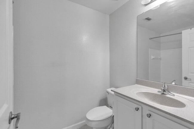 Building Photo - 10075 Gate Pkwy N