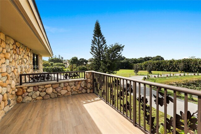 Building Photo - 3320 SW 121st Ave