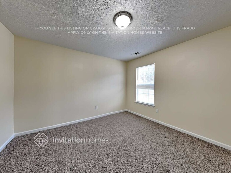 Building Photo - 204 Tulane Dr