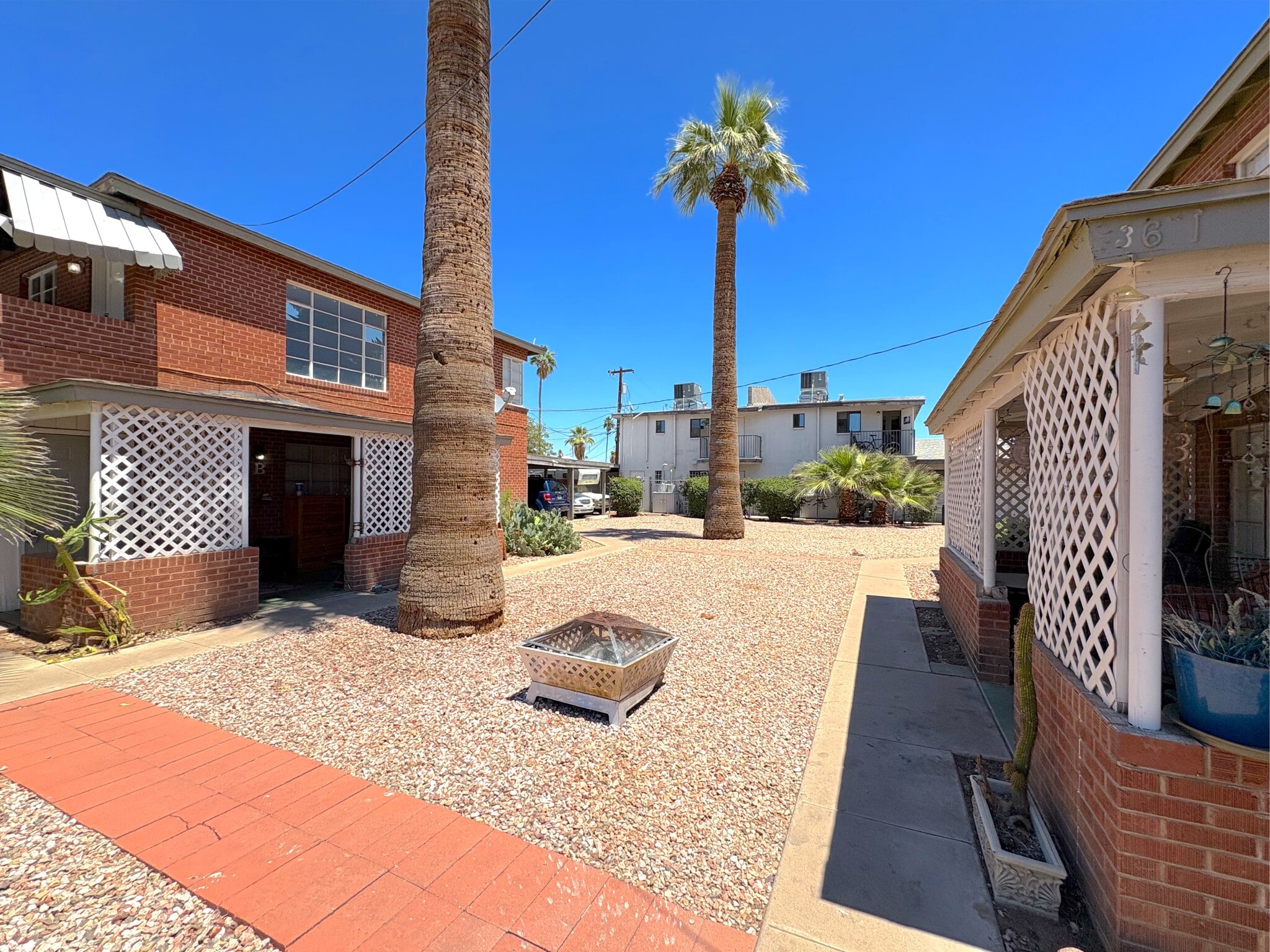 Building Photo - 3635 N 15th Ave