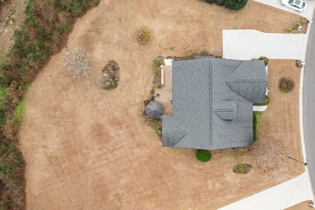 Building Photo - Efficient Brandywine home Available now