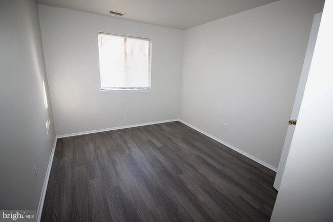 Building Photo - 2016 Jason Dr