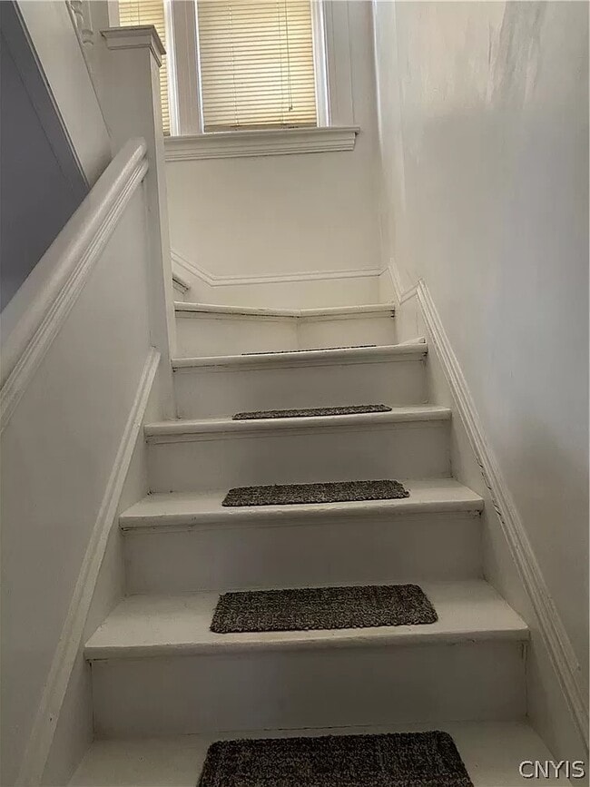 Building Photo - 2023 S Salina St