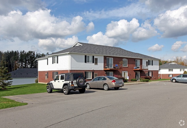 Building Photo - Hickory Hill Estates