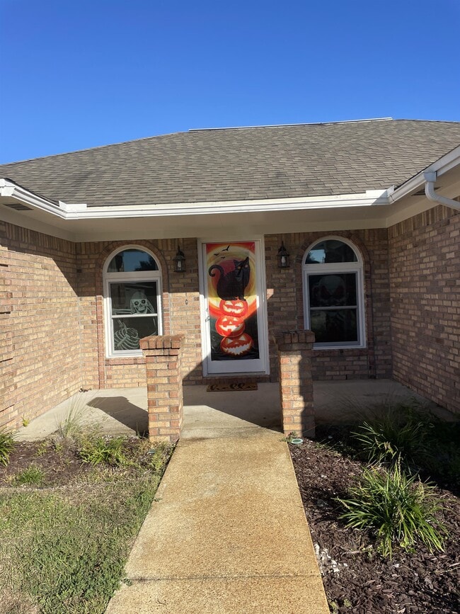 Building Photo - 2212 Peachwood Ct